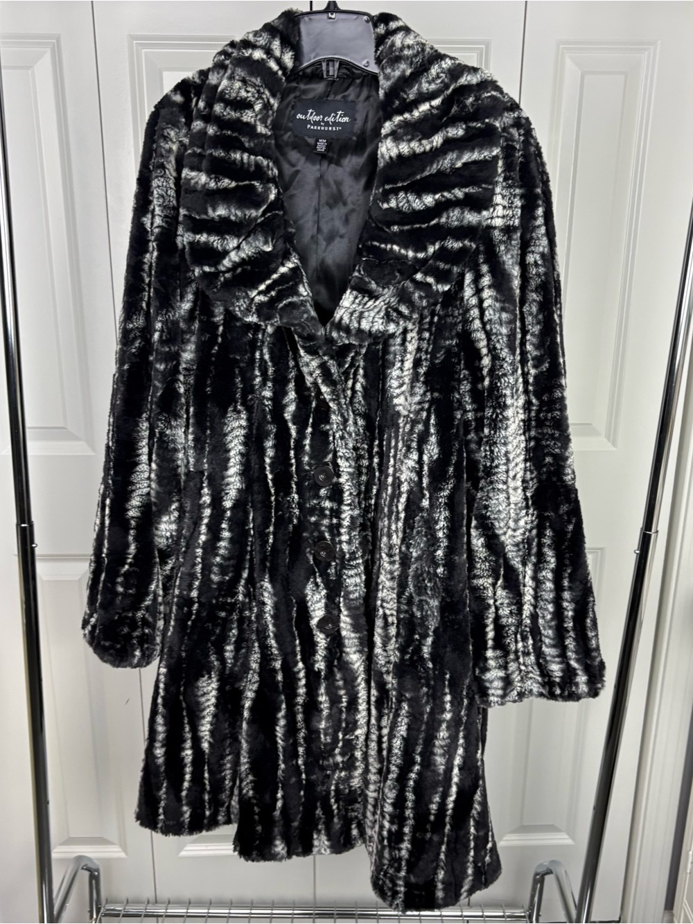 OUTDOOR EDITION by Parkhurst Faux Fur Jacket